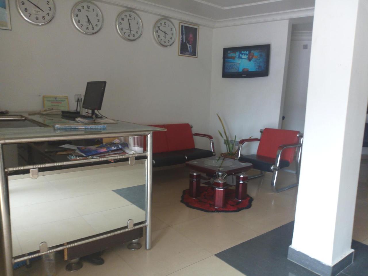 فندق وأجنحة فلامينجو Festac Town المظهر الخارجي الصورة
