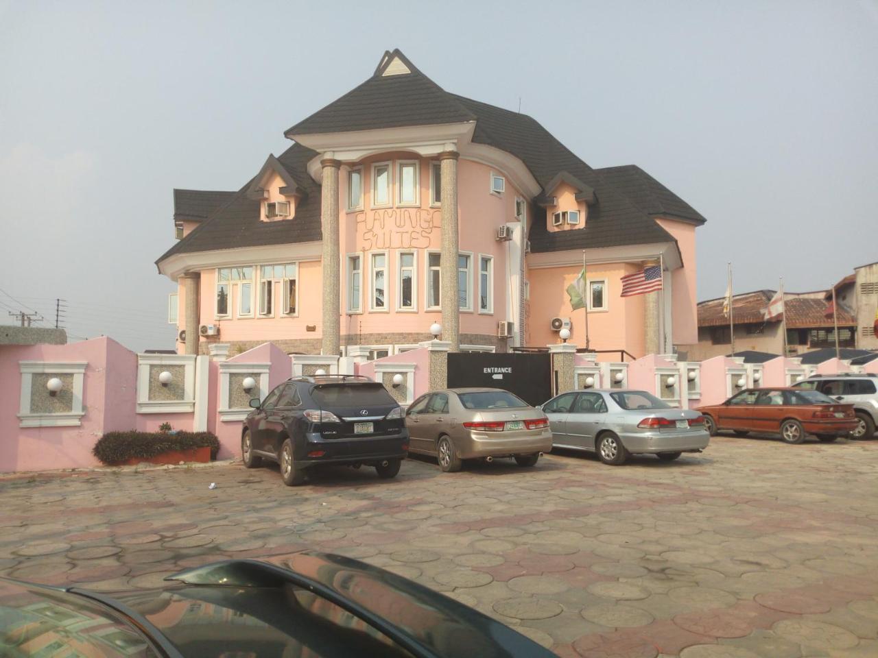 فندق وأجنحة فلامينجو Festac Town المظهر الخارجي الصورة