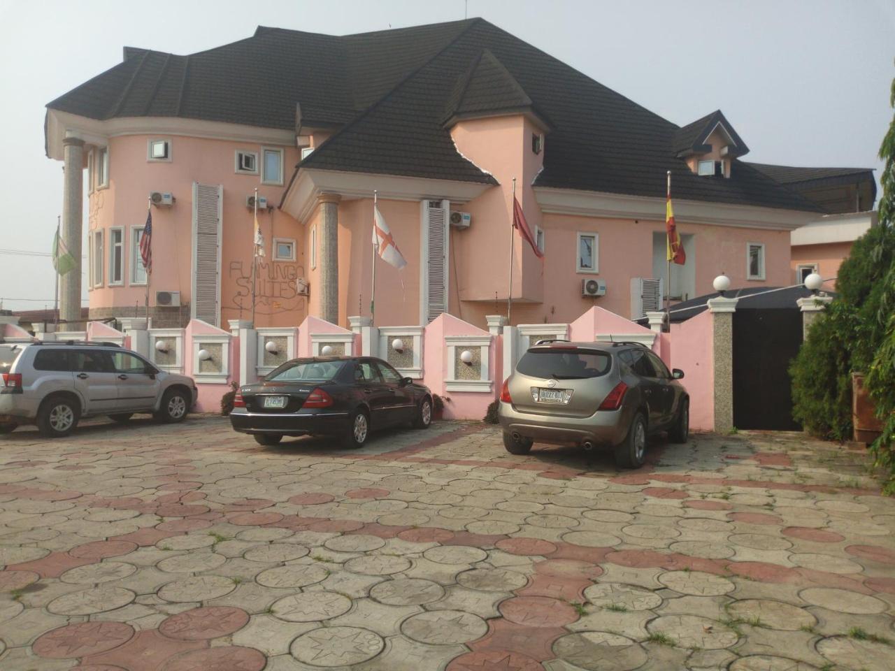 فندق وأجنحة فلامينجو Festac Town المظهر الخارجي الصورة