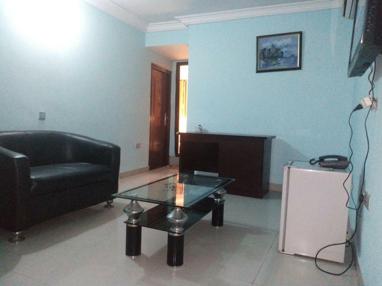 فندق وأجنحة فلامينجو Festac Town المظهر الخارجي الصورة